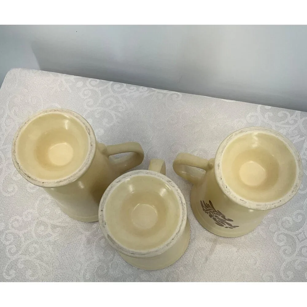 Pfaltzgraff Set Of‎ 3 Vintage Ceramic Pedestal Mugs